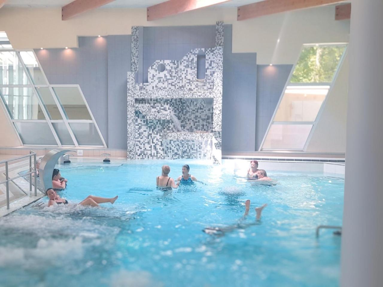 Grand Hotel De Bourbon-Lancy - Spa Et Restaurant - Logis מראה חיצוני תמונה