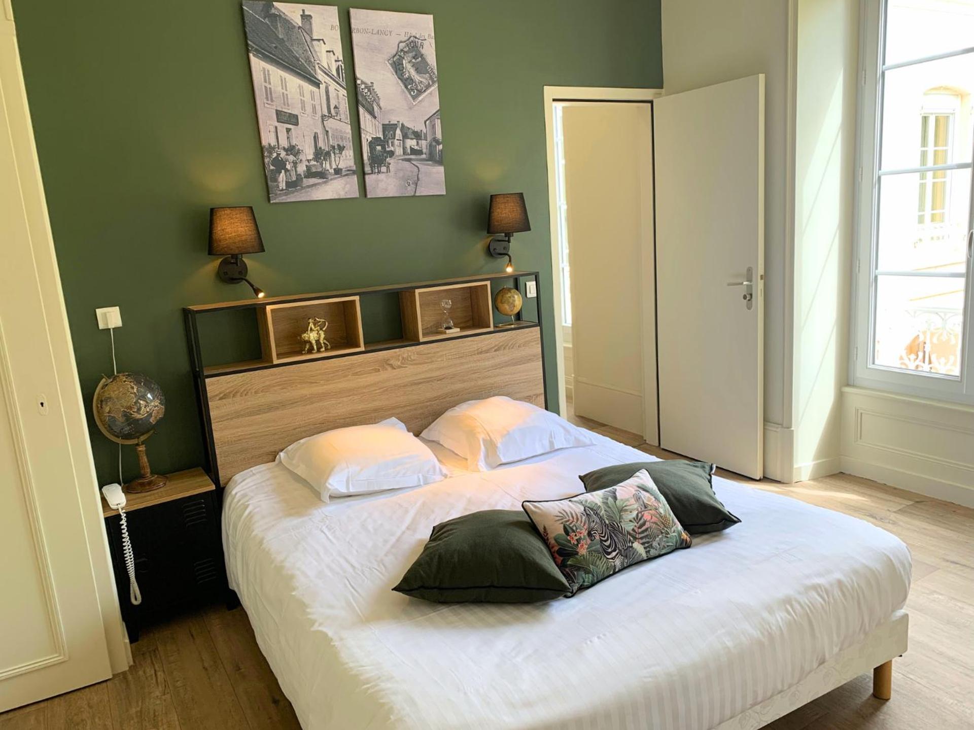 Grand Hotel De Bourbon-Lancy - Spa Et Restaurant - Logis מראה חיצוני תמונה